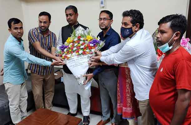 সাংসদ হাবিবের সঙ্গে বালাগঞ্জ স্বাস্থ্য কমপ্লেক্সের চিকিৎসক-কর্মকর্তাদের সাক্ষাৎ