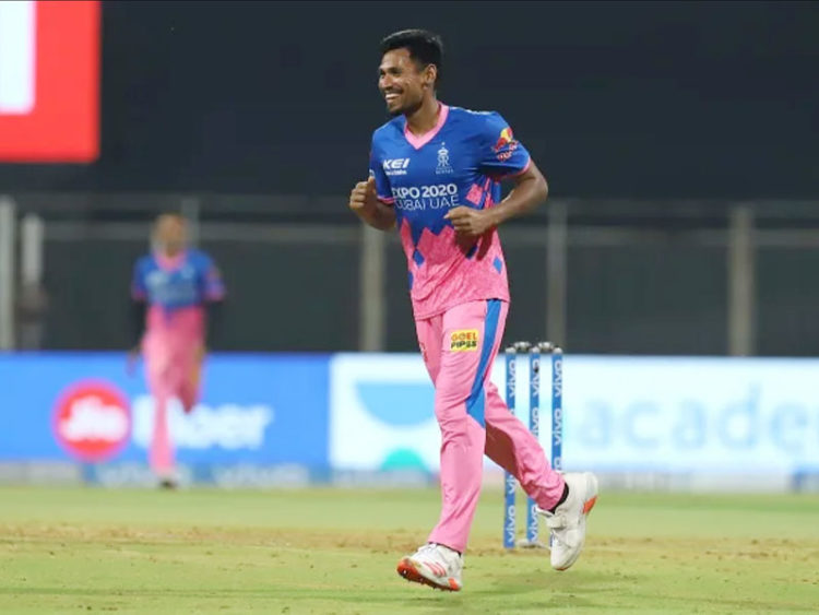 মোস্তাফিজকে নিয়ে ব্যাটিংয়ে রাজস্থান