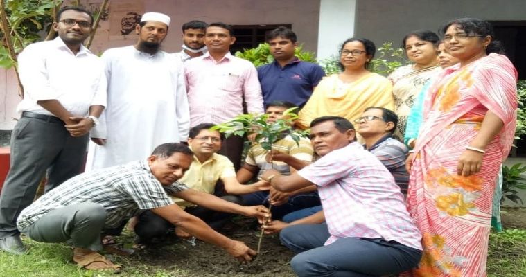 রঘুনাথপুর দীননাথ উচ্চ বিদ্যালয়ে 'স্মারকবৃক্ষ' রোপন