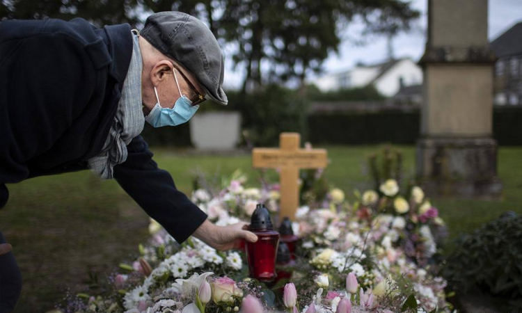 যুক্তরাষ্ট্র-রাশিয়া-ব্রাজিলে বেড়েছে মৃত্যু