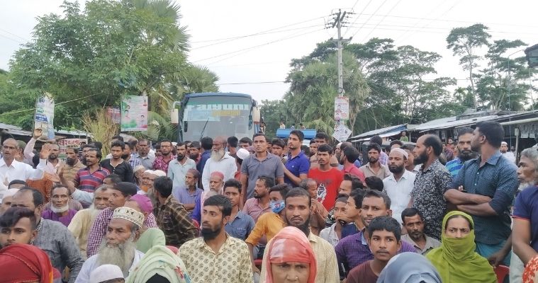 মোড়েলগঞ্জে দ্রুত নির্বাচনের দাবিতে সড়ক অবরোধ