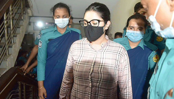 রাষ্ট্রপক্ষের বিরোধিতা সত্ত্বেও পরীমনির স্থায়ী জামিন