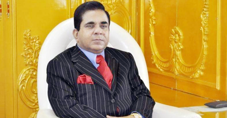 স্ত্রী ছেলেসহ ডিবি কার্যালয়ে প্রিন্স মুসা