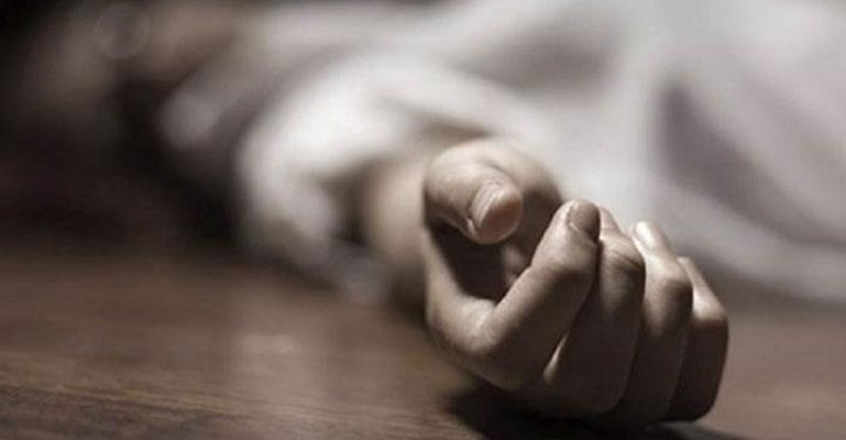 দিনাজপুরে ছাদ থেকে পড়ে নারীর মৃত্যু