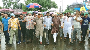 টুঙ্গিপাড়ায় আ'লীগের সম্প্রীতি সমাবেশ ও শান্তির শোভাযাত্রা