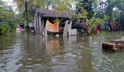 টানা দু’দিনের বৃষ্টিতে সাতক্ষীরার নিম্মাঞ্চল প্লাবিত