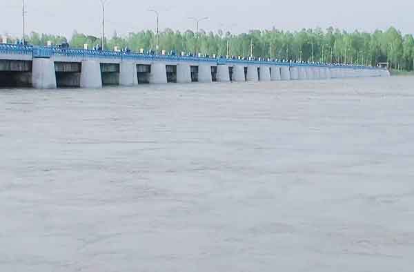 তিস্তার পানি বিপদসীমার ৫০ সে. মি. উপরে
