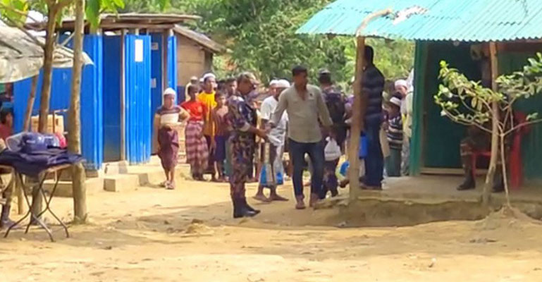 রোহিঙ্গা ক্যাম্পে হামলায় নিহতের ঘটনায় আটক ৮