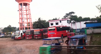 লক্ষ্মীপুরে ভাড়া নৈরাজ্য, বাসে চলছে তর্ক-হাতাহাতি