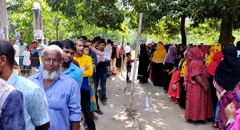 সাতক্ষীরা সদরের ১৩ ইউপিতে ভোটগ্রহণ শেষ, চলছে গণনা, নির্বাচনী সহিংসতায় আহত ১০