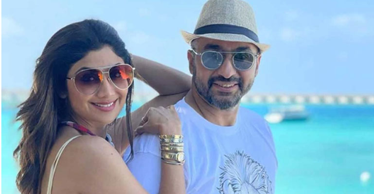 ‘অস্ত্রোপচার করিয়ে সুন্দরী হয়েছি’