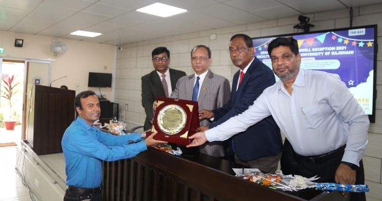 ডিনস অ্যাওয়ার্ড পেলেন রাবির প্রকৌশল অনুষদের তিন শিক্ষক