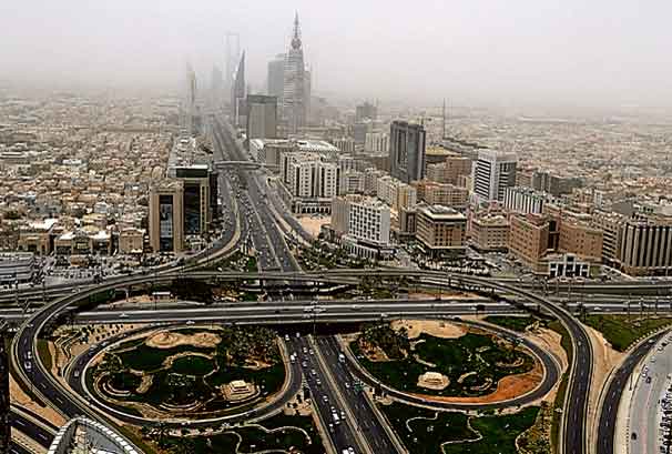 যেসব শর্তে বিদেশিরা সৌদি নাগরিকত্ব পাবেন