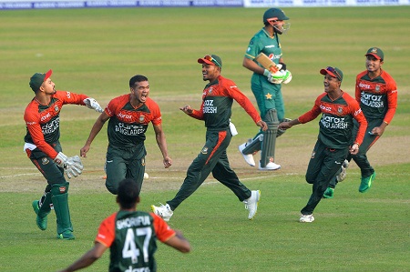 জয় দিয়ে পাকিস্তানের সিরিজ শুরু