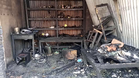 ফরিদপুরের বালিয়া বাজারে অগ্নিকান্ডে ১০ লাখ ক্ষতি