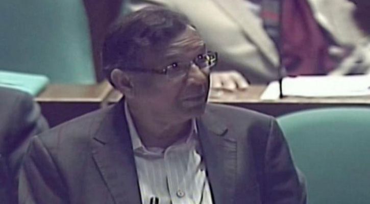 খালেদা জিয়া মুক্ত, সরকারের কাস্টডিতে নেই