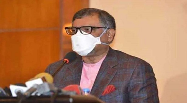 ওমিক্রন, সফর বাতিল করে মাঝপথেই দেশে ফিরলেন স্বাস্থ্যমন্ত্রী