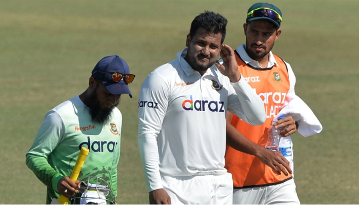 মাথায় চোট পেয়ে হাসপাতালে ইয়াসির