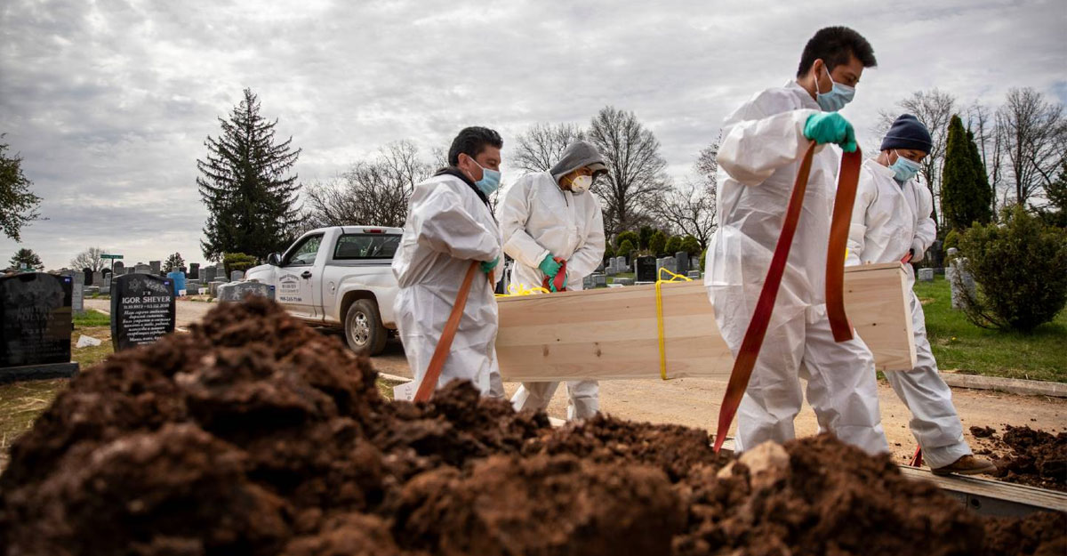 করোনায় একদিনে ৫ হাজারের বেশি মানুষের মৃত্যু