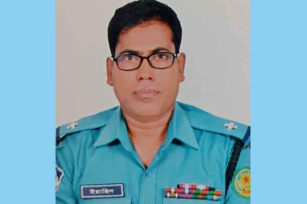 ইয়াছিন আলীর কবিতা ‘ভেলকিবাজি’