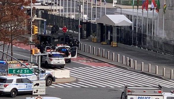 জাতিসংঘ সদর দপ্তর ঘিরে রেখেছে পুলিশ