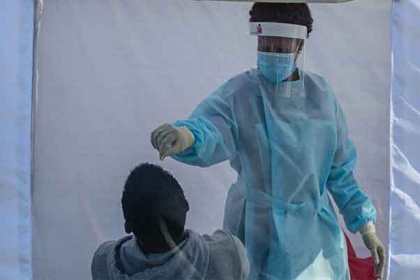 ডেল্টা ও বিটার চেয়ে ৩ গুণ বেশী পুনঃসংক্রমন ঘটাতে পারে ওমিক্রন