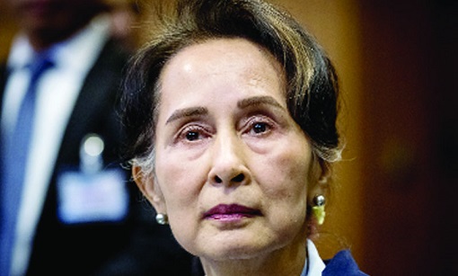 সু চির কারাদণ্ড ৪ বছর, বাকী মামলায় দোষী হলে তা হবে এক শ’ বছরের বেশি