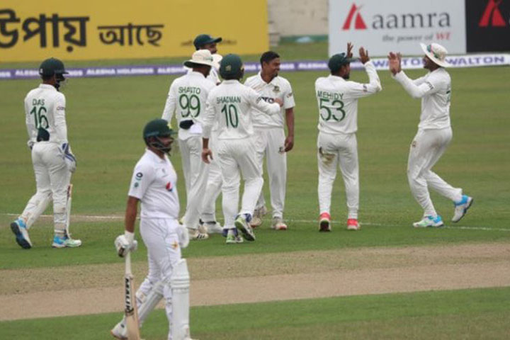 মাঠে নেমেই জোড়া সাফল্য পেল বাংলাদেশ