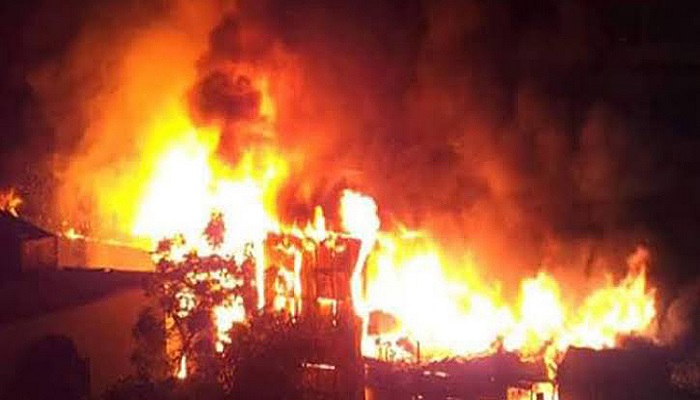 চট্টগ্রামে ঝুটের গুদামে আগুন