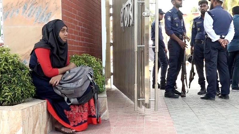 জমি না থাকায় কনস্টেবল চাকরি হলো না আসপিয়ার