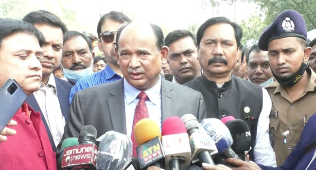 ট্রেনে কাটা পড়া  শিশুর বাবা ও গেটম্যানের স্ত্রীকে চাকরির আশ্বাস