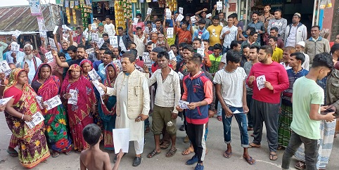 টুঙ্গিপাড়া বর্নি ইউপি’তে স্বতন্ত্র প্রার্থীর গণসংযোগ