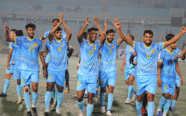 বসুন্ধরাকে উড়িয়ে চ্যাম্পিয়ন আবাহনী