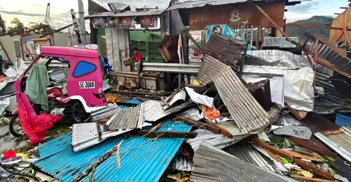 টাইফুনে লণ্ডভণ্ড ফিলিপাইনে নিহত বেড়ে ৭৫