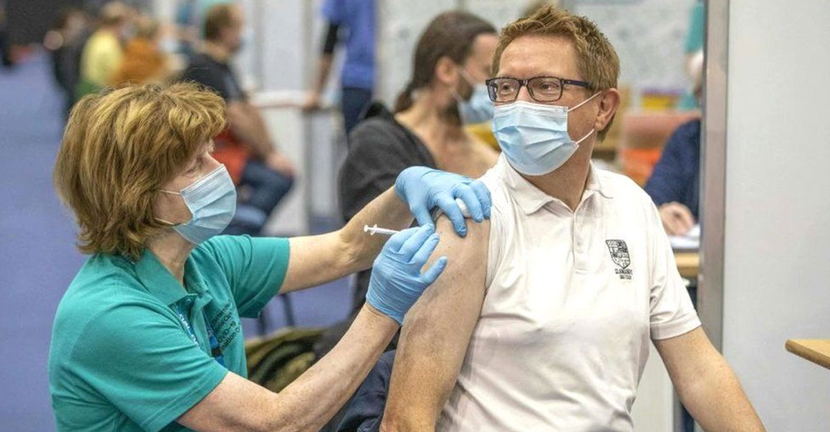 ডেল্টার চেয়ে কম শক্তিশালী ওমিক্রন