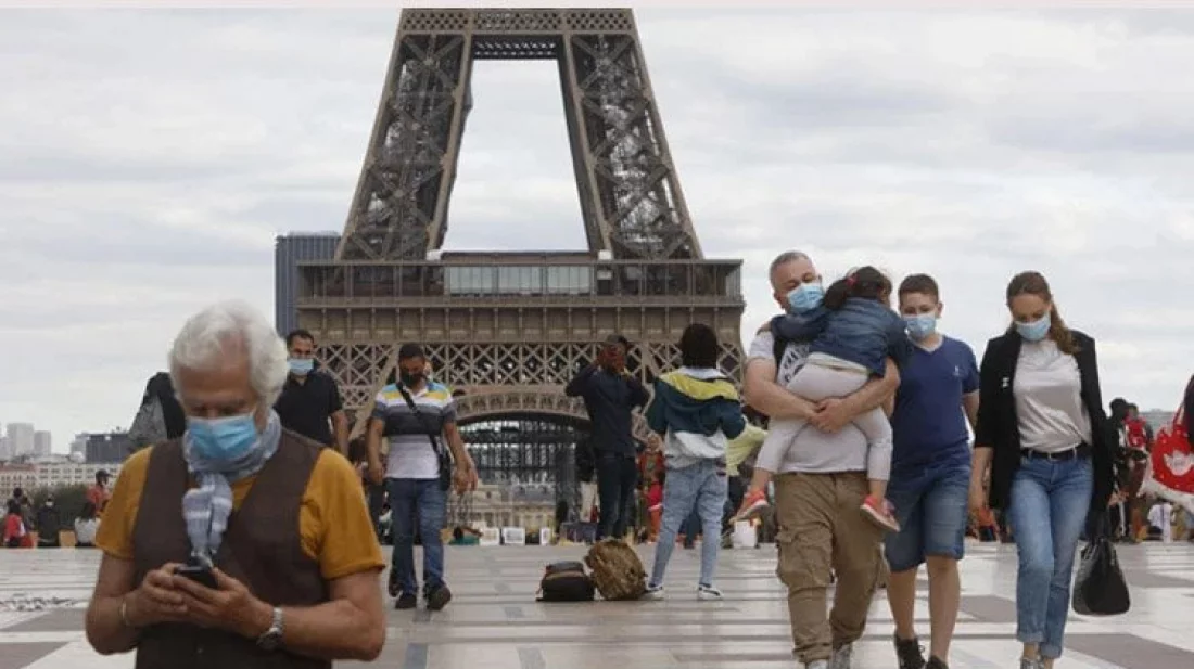 করোনায় ফ্রান্সে একদিনে সর্বোচ্চ সংক্রমণের রেকর্ড