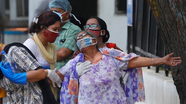 ভারতে এক দিনে করোনায় আক্রান্ত ৯০ হাজার