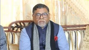 পরিবহনে অর্ধেক যাত্রী, রাত ৮টায় দোকান বন্ধের সিদ্ধান্ত