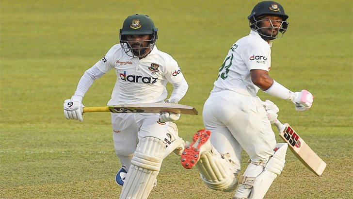 ব্যাটিং বিপর্যয়ে টাইগাররা
