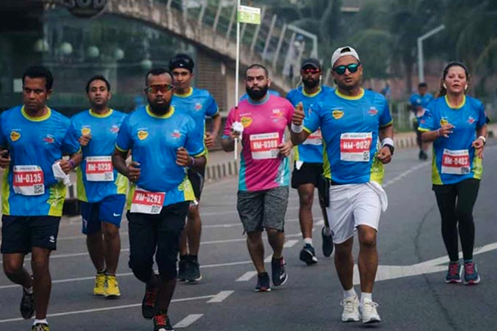 রাজধানীতে বঙ্গবন্ধু শেখ মুজিব ঢাকা ম্যারাথন অনুষ্ঠিত