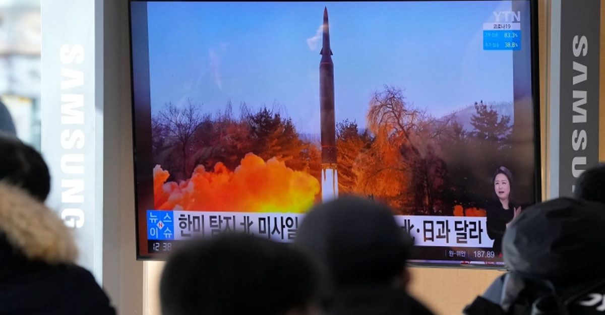 ফের ব্যালিস্টিক মিসাইল ছুড়লো উত্তর কোরিয়া