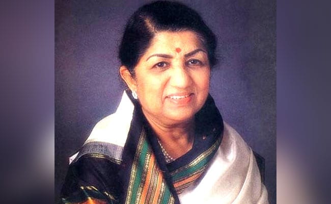 করোনা আক্রান্ত লতা মঙ্গেশকর আইসিইউতে