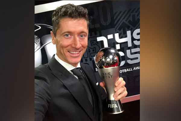 আবারও ফিফা বর্ষসেরা লেভানডফস্কি