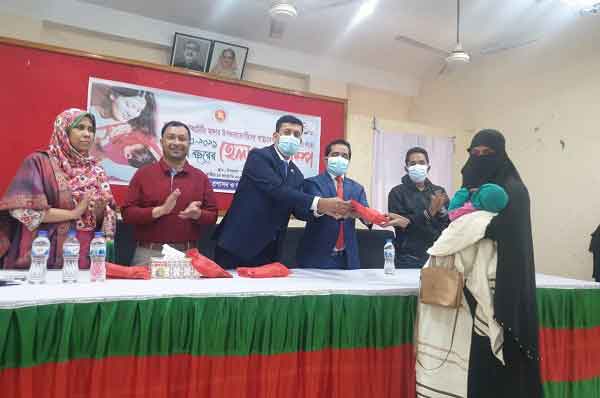 বরুড়ায় কর্মজীবী ল্যাকটেটিং মাদার উপকার ভোগীদের হেলথ ক্যাম্প অনুষ্ঠিত