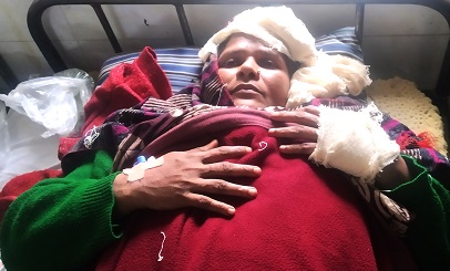 হামলায় স্বামী-স্ত্রী আহত