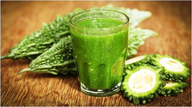 বয়সের ছাপ দূর করবে করলার ফেসপ্যাক