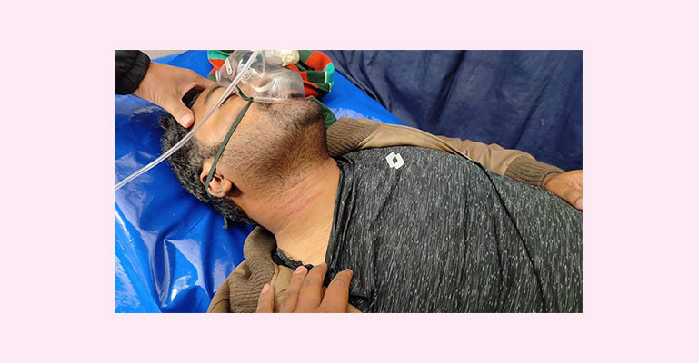 ঠাকুরগাঁওয়ে সংবাদকর্মীদের উপর হামলা