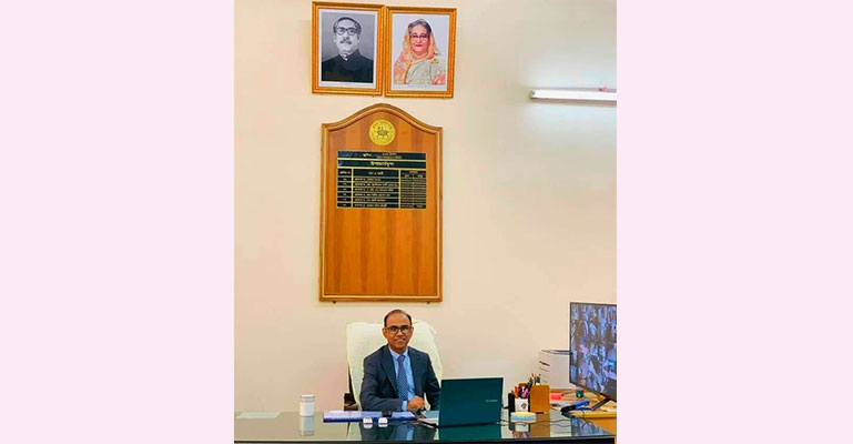 কুবির নতুন উপাচার্যের যোগদান