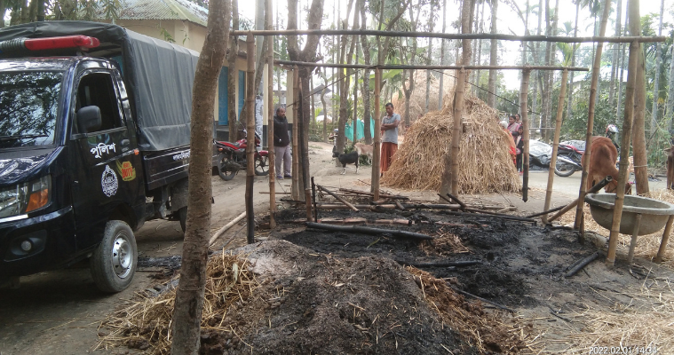 হাতীবান্ধায় পূর্ব শত্রুতার জেরে ঘরে আগুন, গ্রেফতার ২