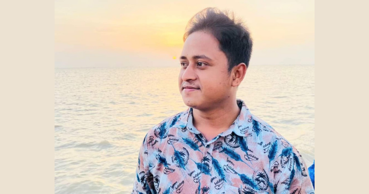 জুনাইদ আল হাবিবের কবিতা 'জোৎস্নায় এসো এলো চুলে'